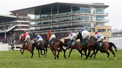 cheltenham races 2023 dates.